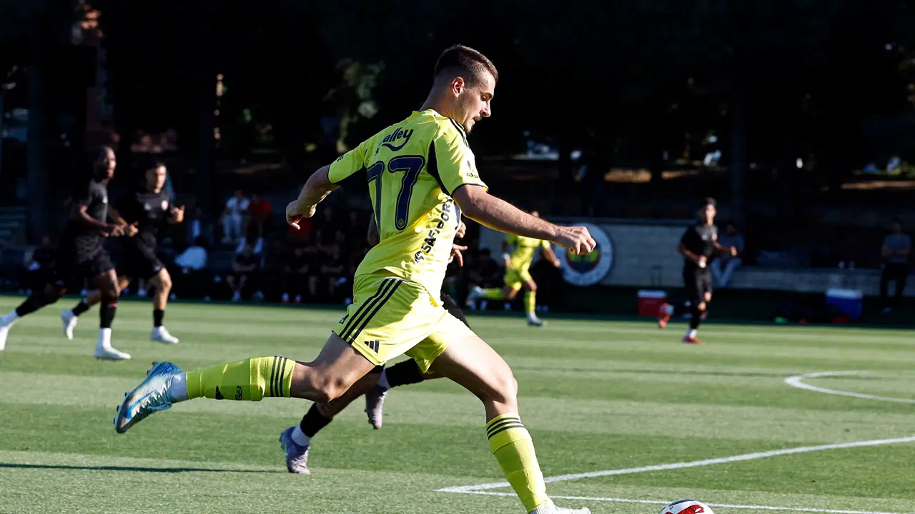Fenerbahçe'de Ognjen Mimovic'e iki talip!
