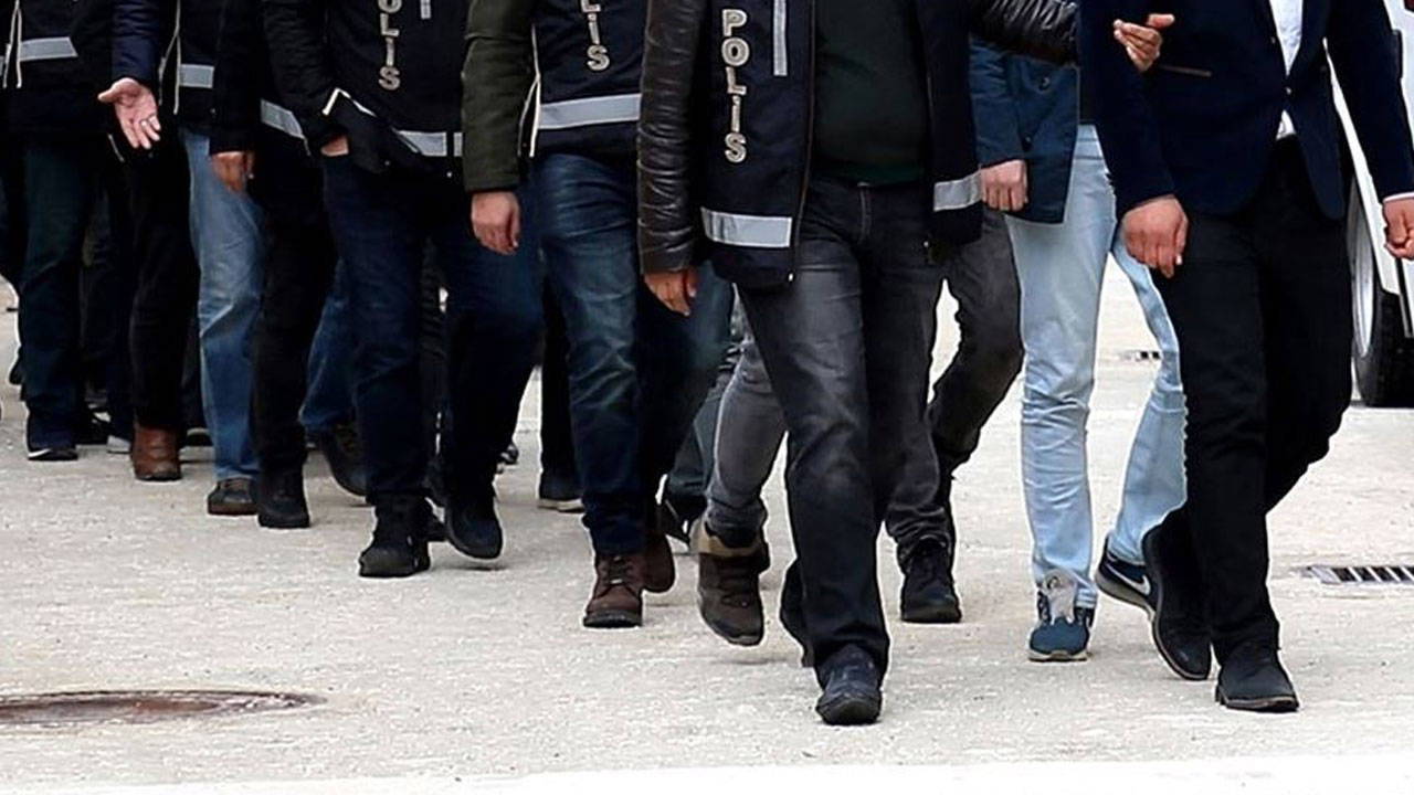 Rasim Ozan Kütahyalı da aynı soruşturmadan gözaltına alınmıştı: Bahis operasyonunda döviz bürosu ve kuyumcuya kayyım atandı