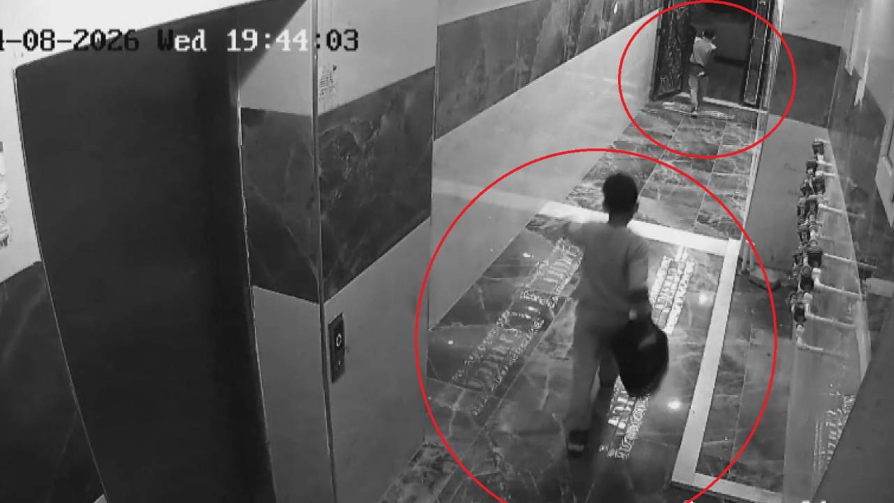 Çalınan ayakkabılarının peşine düşen adam, çocuk hırsızların evinde onlarca ayakkabıyla karşılaştı