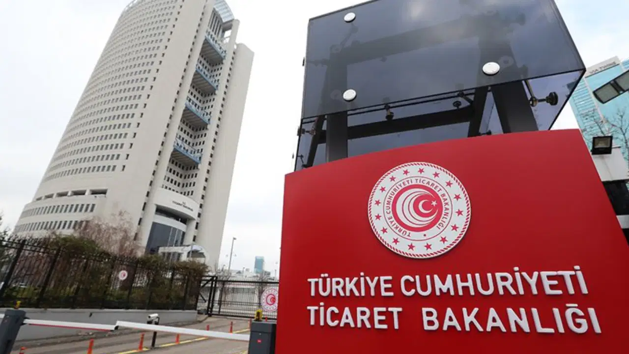 Gümrük Muhafaza ekipleri, 4 ayda 34,2 milyar lira değerinde kaçak eşya ve uyuşturucu ele geçirdi