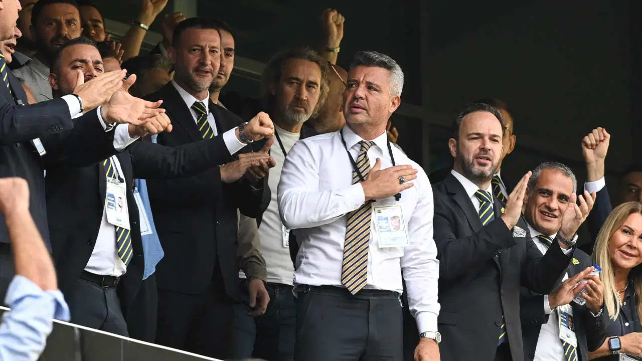 Saadettin Saran'dan sert sözler! 'En kıymetli adamıydım! Rakip olunca mı  hain oldum!' - Son Dakika Spor Haberleri | Cumhuriyet