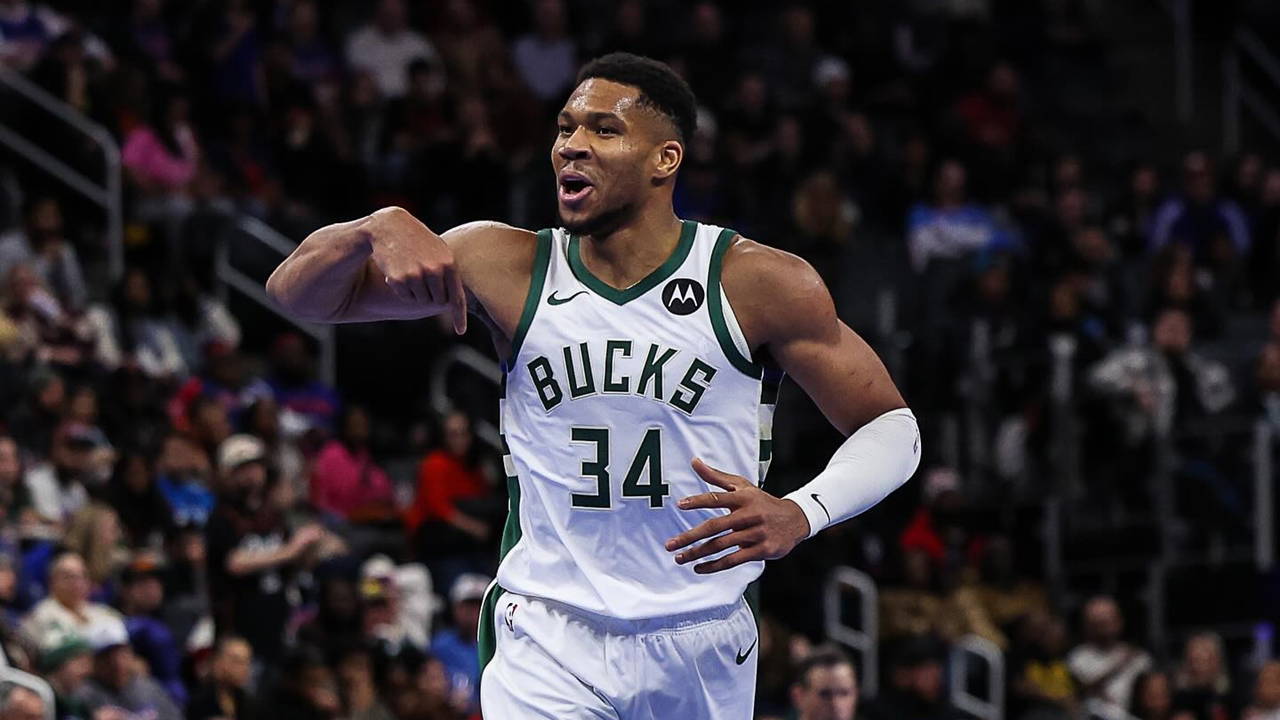 Giannis Antetokounmpo'dan Fenerbahçe Beko'ya övgü!