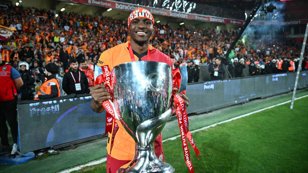 Spor yazarları Galatasaray-Trabzonspor finalini yorumladı: 'Filmlerin baş aktörü Osimhen'