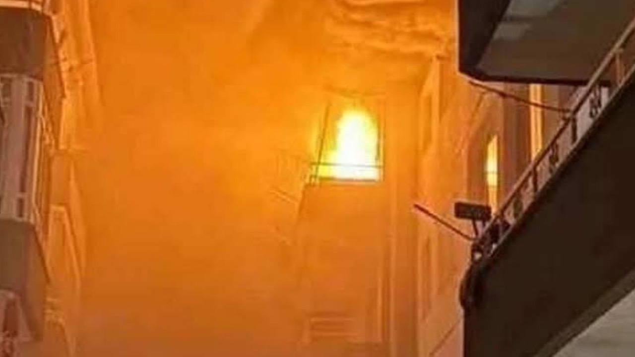 Ankara’da bir şahıs evini ateşe verdi