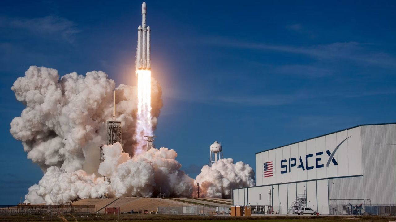 SpaceX'in Starship roketinin 13. test uçuşu iptal edildi