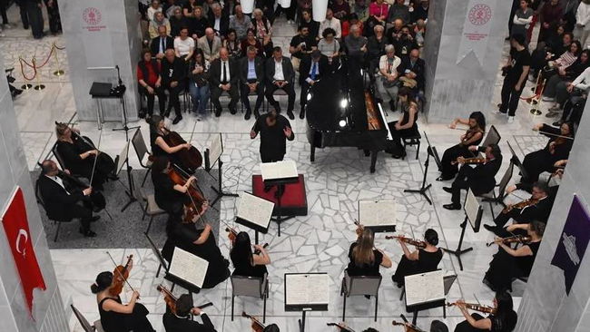 Afyonkarahisar Klasik Müzik Festivali başladı: Bozkırda müzik keyfi