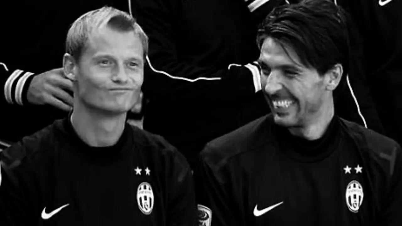 Arsenal ve Juventus'un eski kalecisi hayatını kaybetti