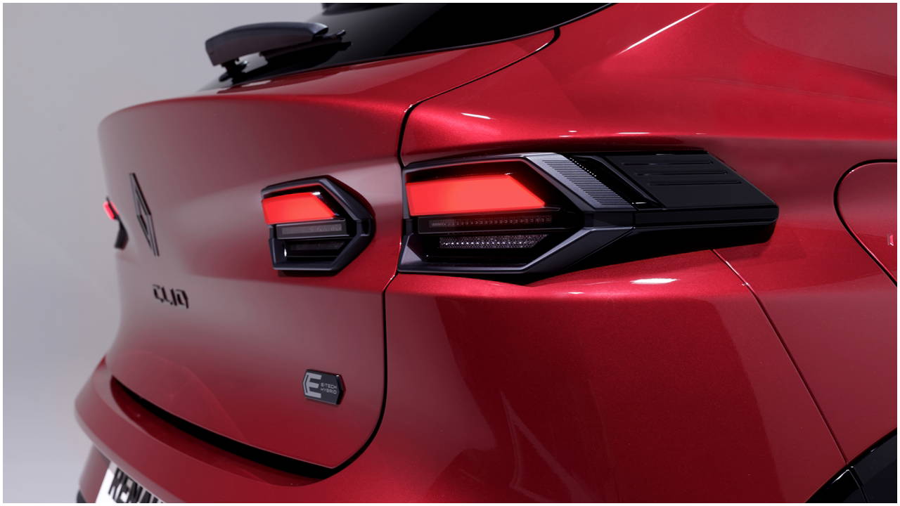 Yeni Renault Clio üretime başladı: Bursa’dan dünyaya satılacak! İşte yeni Clio'ya dair tüm detaylar... 