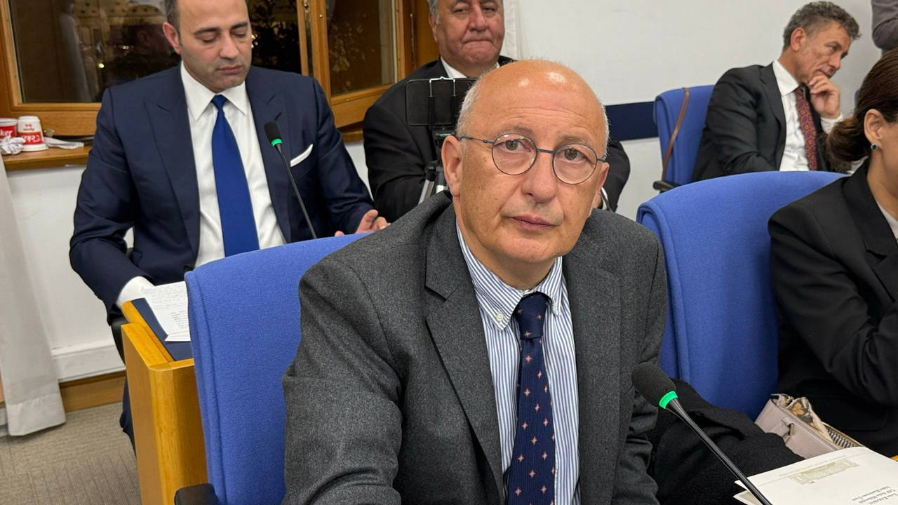 CHP'li Çakırözer’den, Bakan Yumaklı'ya tepki: 'Bir kuru teşekkür yetmez!'