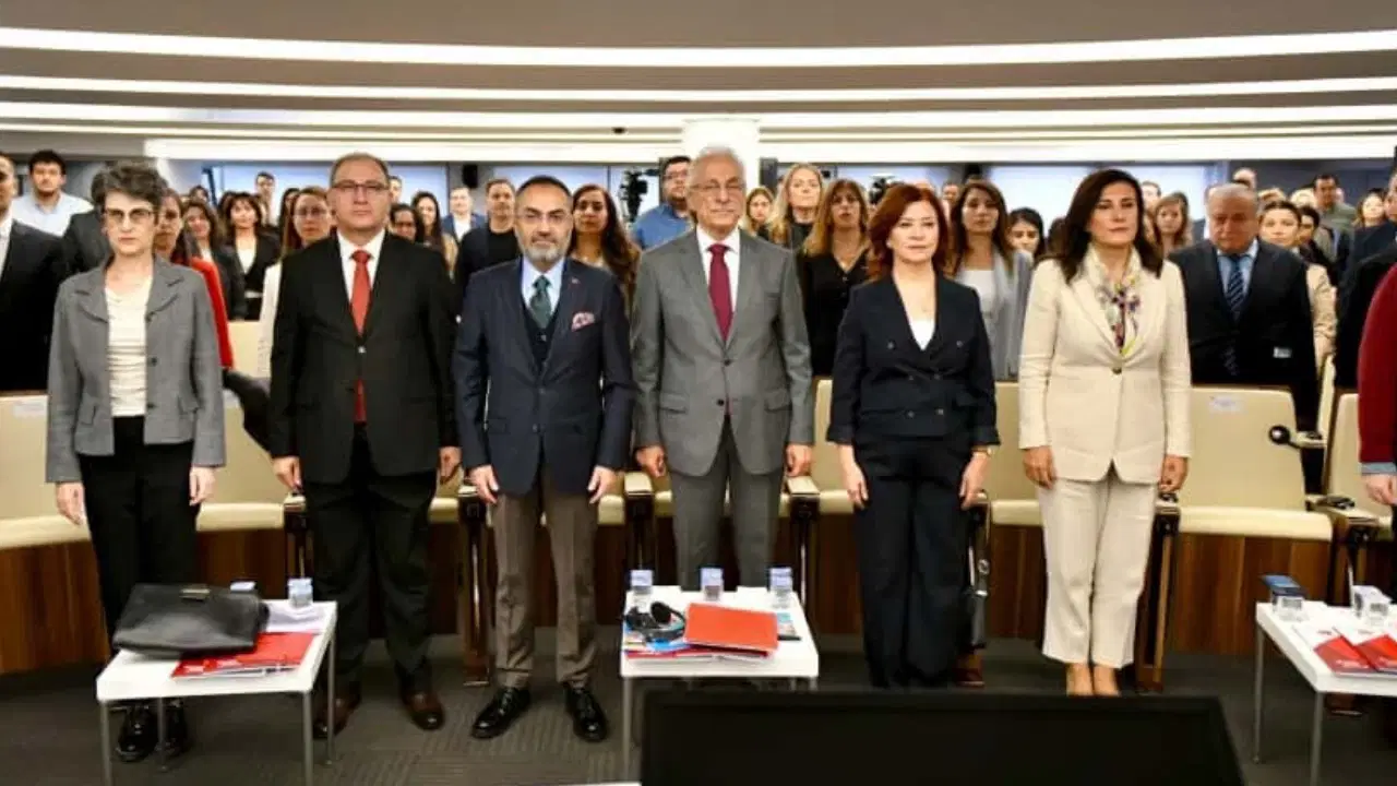Belediyeler, kooperatifçiliğin geleceği için bir araya geldi