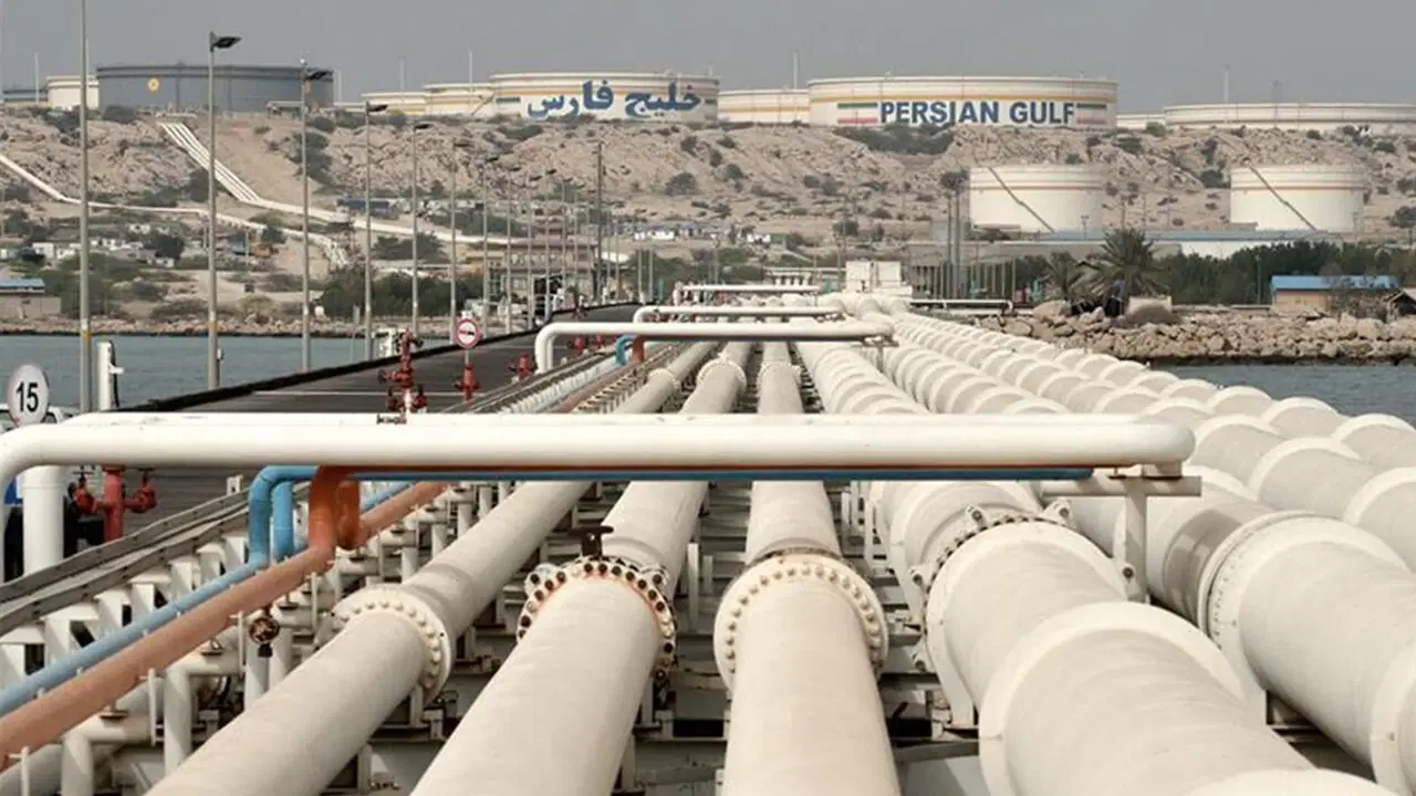 İran'ın Hürmüz hamlesine petrol piyasalarından sert yanıt bekleniyor: 'Yüzde 20-50 aralığında yükselebilir'