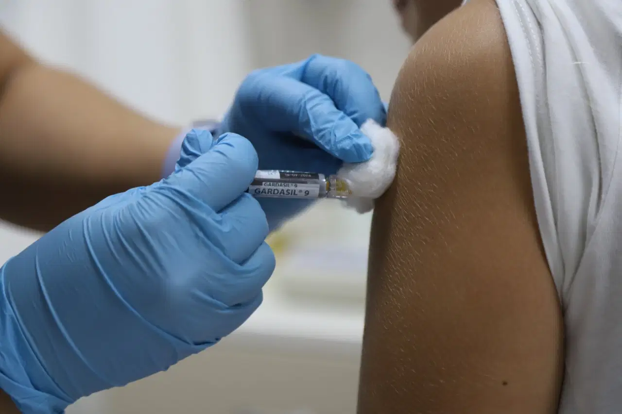 Muğla’da ücretsiz HPV aşısı uygulaması devam ediyor