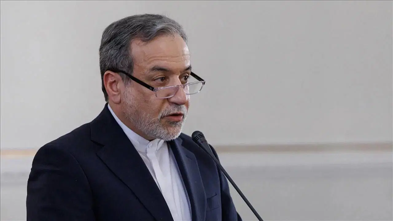 İran Dışişleri Bakanı Arakçi'den ABD'nin Hark Adası'na yönelik saldırısıyla ilgili açıklama