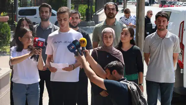 DEM Parti Gençlik Meclisi'nden terör örgütü lideri ile görüşme talebi