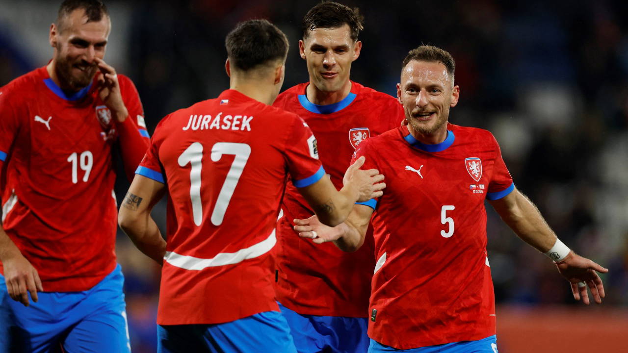 Çekya kendi sahasında Cebelitarık'ı bozguna uğrattı!