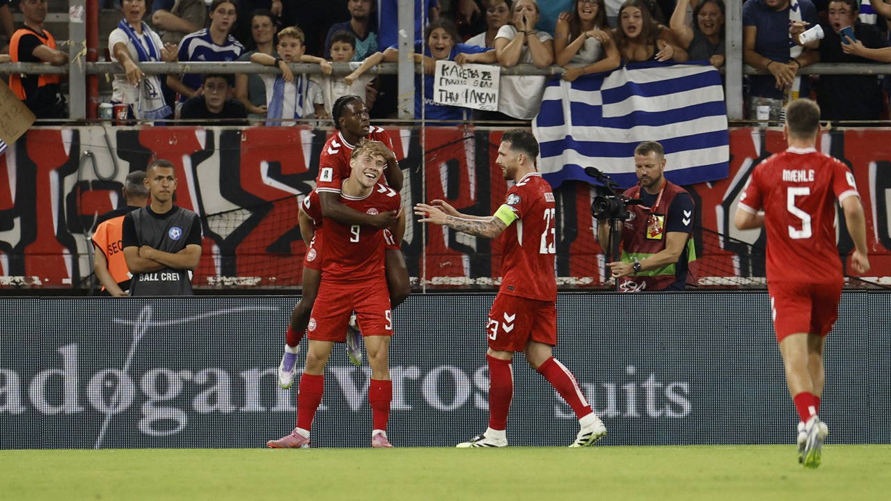 Danimarka, Yunanistan'ı 3 golle devirdi!