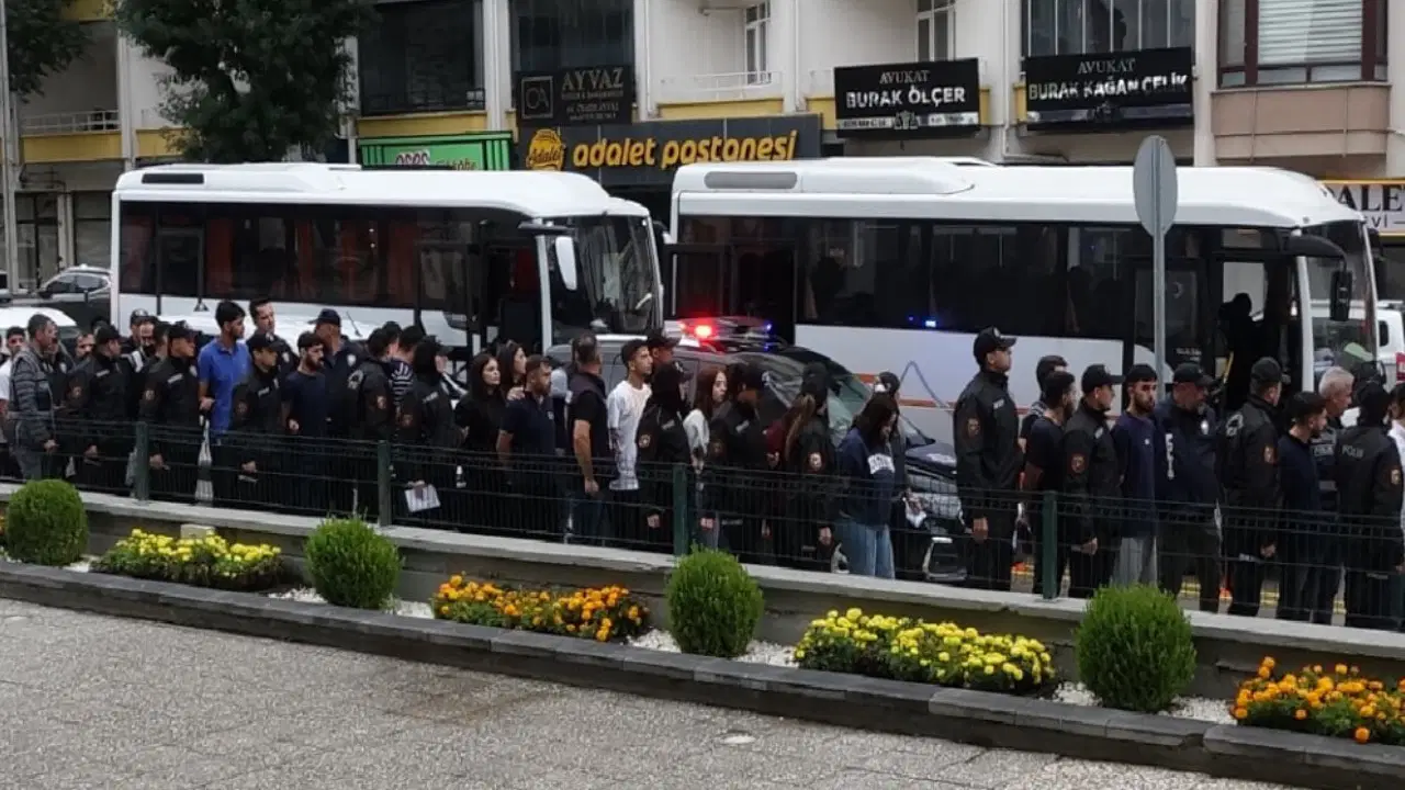 Çorum merkezli 4 ilde ‘kapora dolandırıcılığı' operasyonu: 18 gözaltı