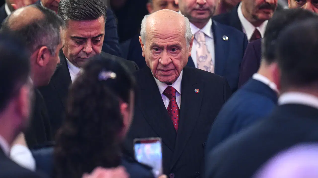 Devlet Bahçeli'den 'Kurban Bayramı' mesajı: 'Mutlak butlan'a değinmedi, Gazze ve Tahran mesajı verdi