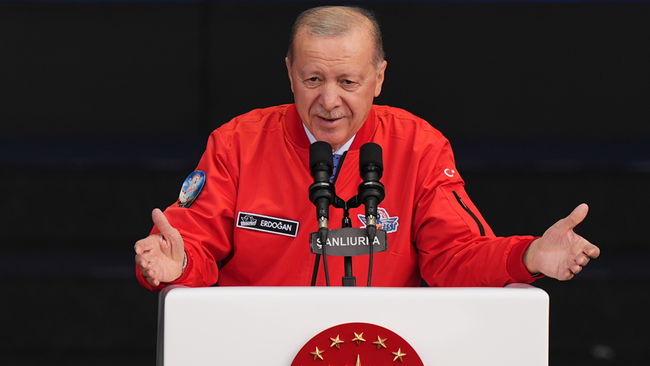 TEKNOFEST yine siyasi şova döndü!