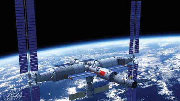 İki astronot adayı, Çin'in uzay programında yer almak üzere seçildi