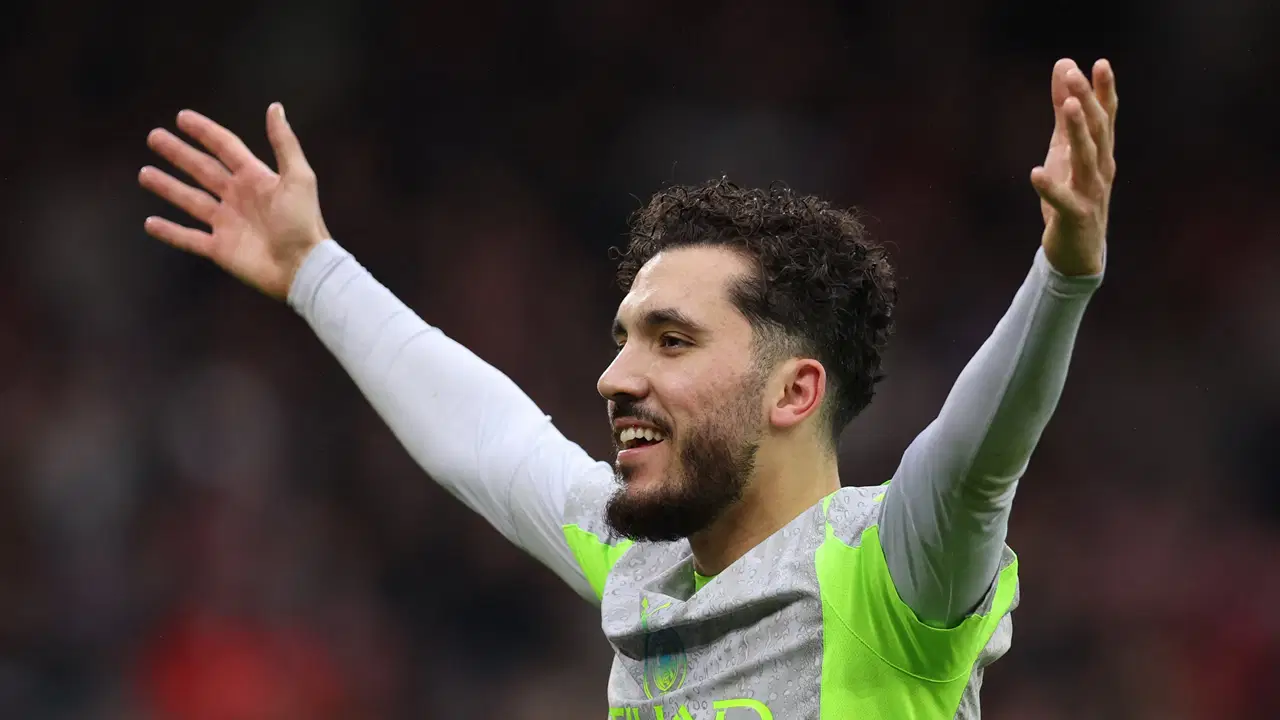 Rayan Cherki'den Manchester City'ye hayat öpücüğü