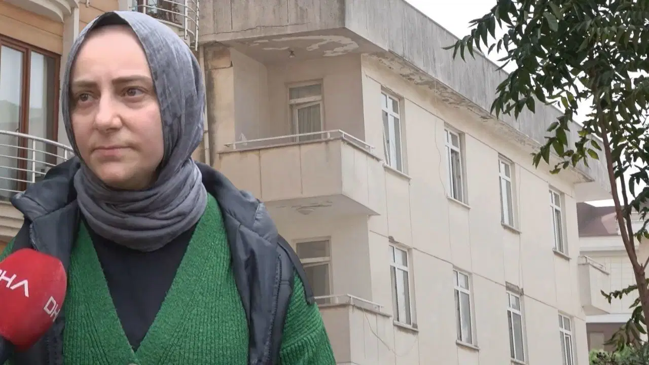 Maltepe'de bina çökmeden önce duvardaki çatakları görüntüleyen işletmeci: Kolon kesme durumu yok