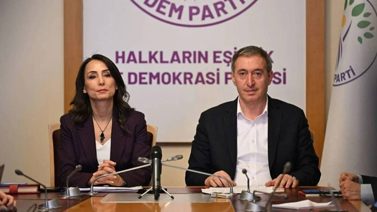 DEM Parti yeni sürecin 'yol haritasını' belirledi