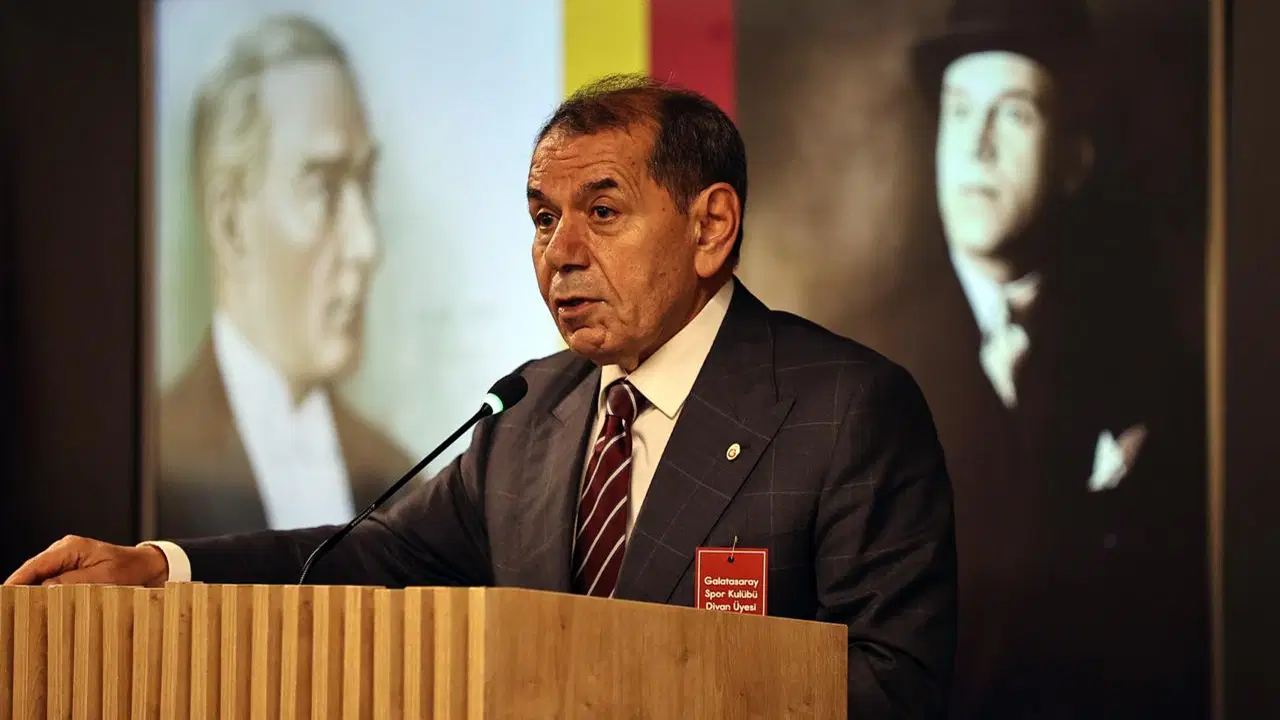 Galatasaray'da Olağanüstü Genel Kurulda Dursun Özbek'e Tam Yetki Verildi