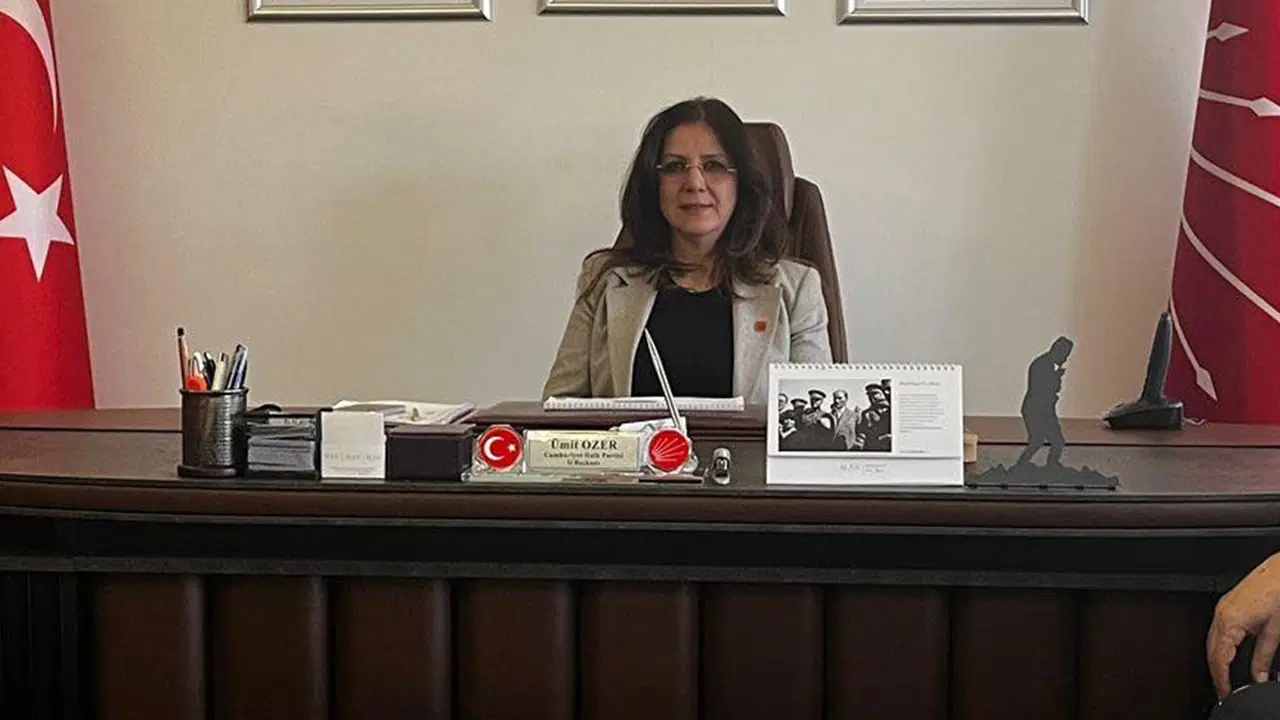 CHP Kayseri İl Başkanı Ümit Özer görevinden istifa etti