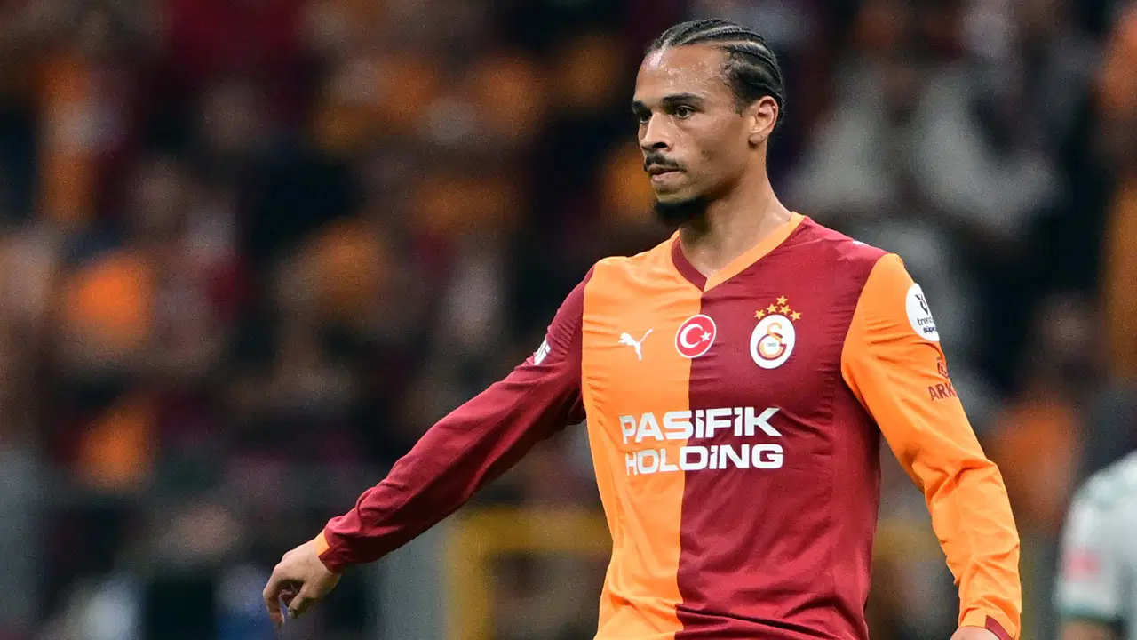 Leroy Sane, Almanya'da taraftarlarla tartıştı: 'Bana ve Galatasaray'a küfrettiler'