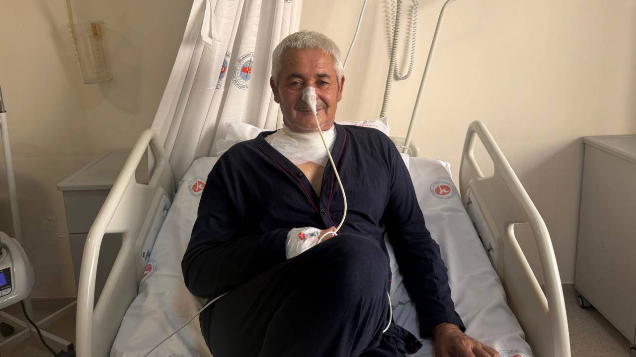 35 yıl sigara içti... Gırtlağının yarısı alındı!