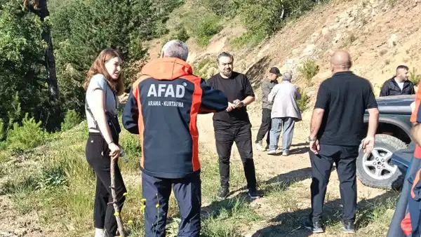 Dağ yolunda kaybolmuşlardı: Genç çift sağ olarak bulundu