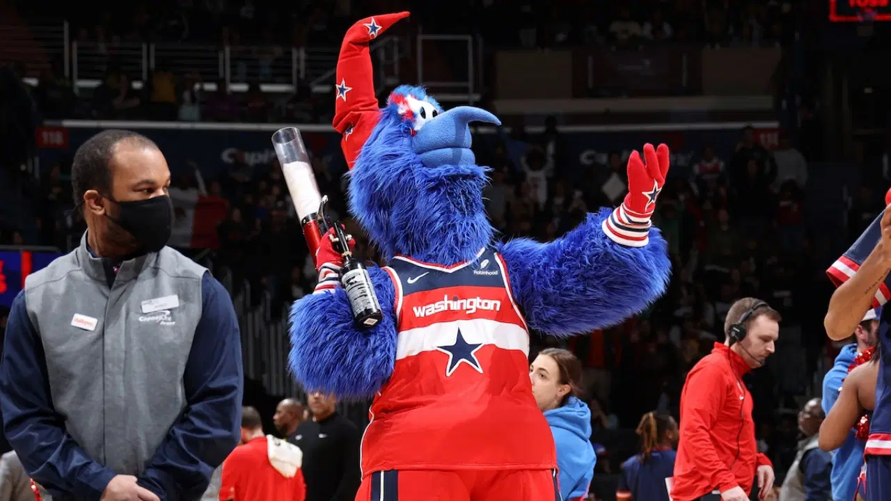 Washington Wizards'ın maskotu, ABD'li basketbolcuya dava açıyor!