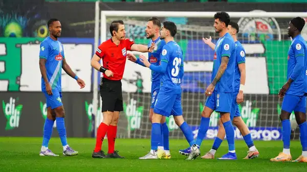 Çaykur Rizespor'dan tepki: 'Türk futbolu için bir kara gece daha'