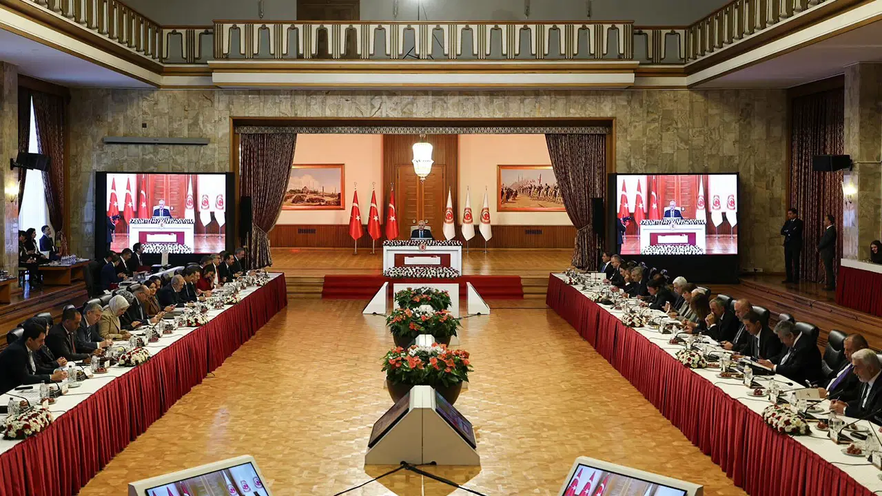 'Süreç' komisyonu taslağı revize edildi: 'Kanunla sürecin izlenmesini ve raporlanmasını temin edecek'