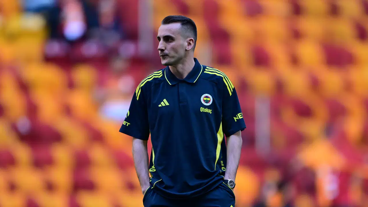 Galatasaraylı taraftarlardan Kerem Aktürkoğlu'na tepki!