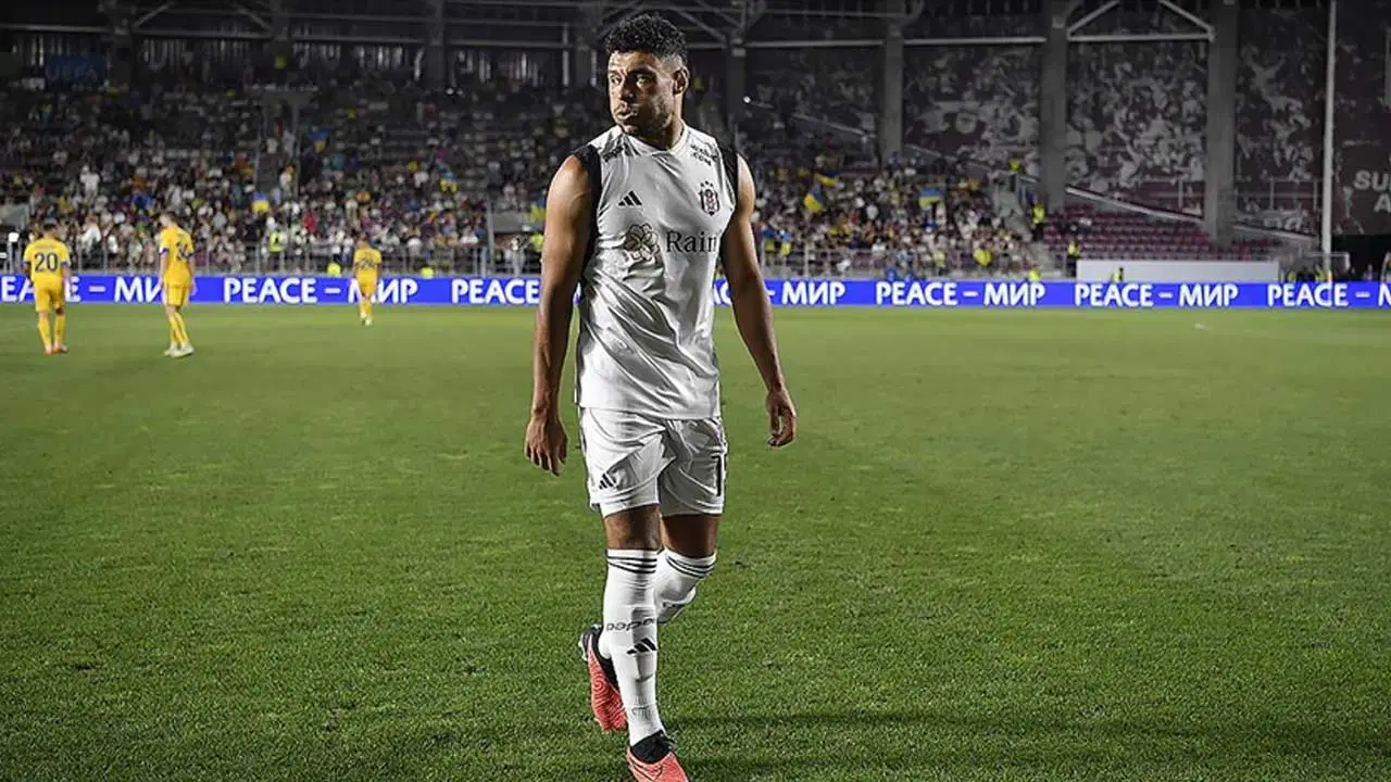 Beşiktaş'ta Alex Oxlade-Chamberlain ile yollar ayrıldı!