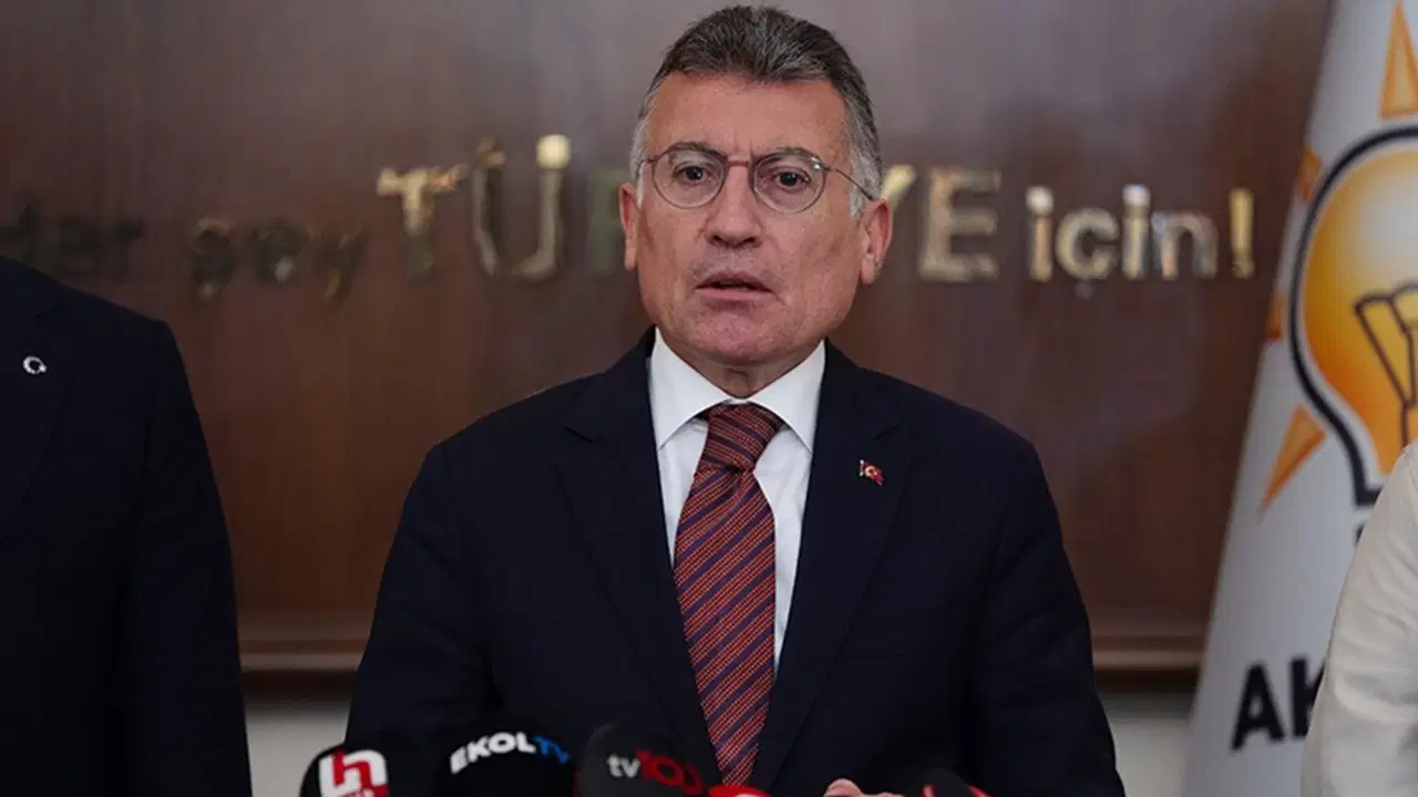 AKP'den 'Gazze Görev Gücü'ne yeşil ışık: 'Her türlü tezkere ve talebi destekleyeceğiz'