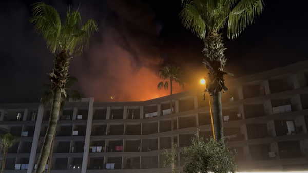 Alanya'da otel çatısında yangın