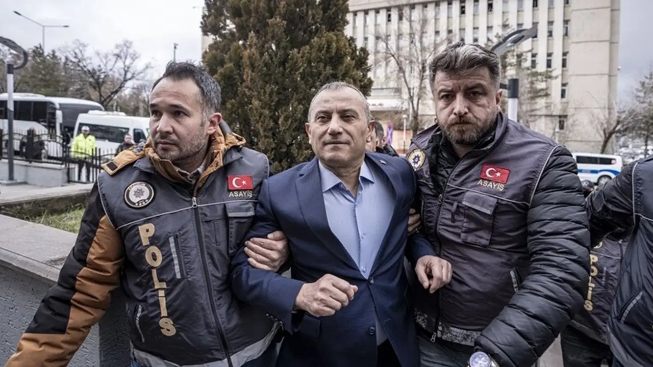 Gülistan Doku soruşturmasında tutuklanmıştı... Eski Vali Tuncay Sonel'den açıklama geldi: 'Hedef gösterenlere karşı hukuki süreç başlattık'