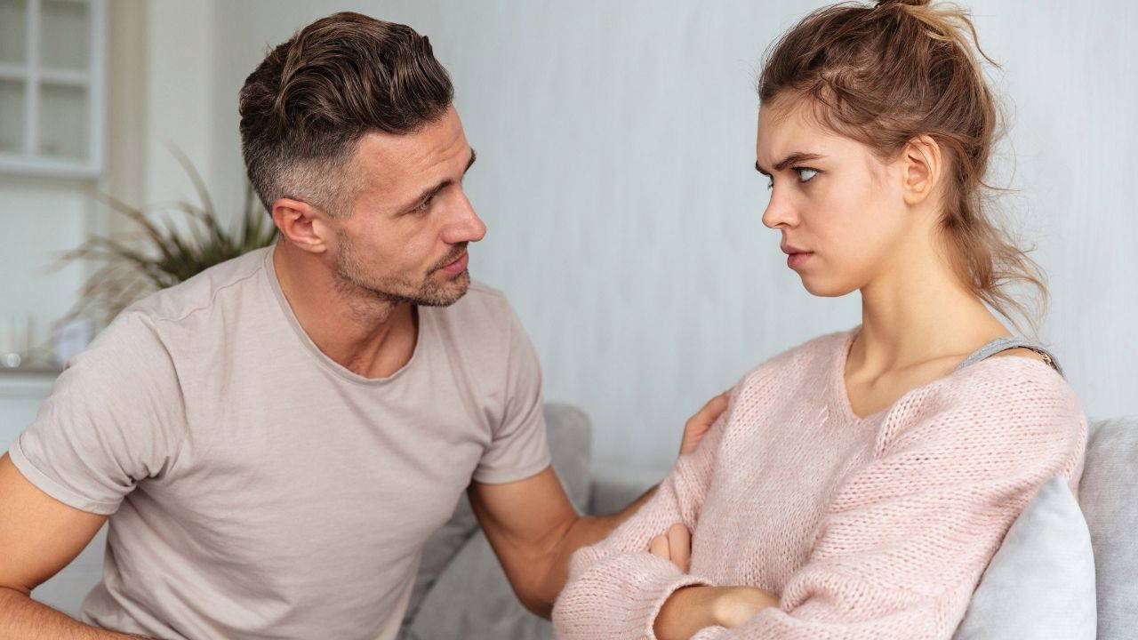 İlişkilerde anlaşılması zor olan 5 burç: Bu burçlar duygusal uyumu bir türlü yakalayamıyor...