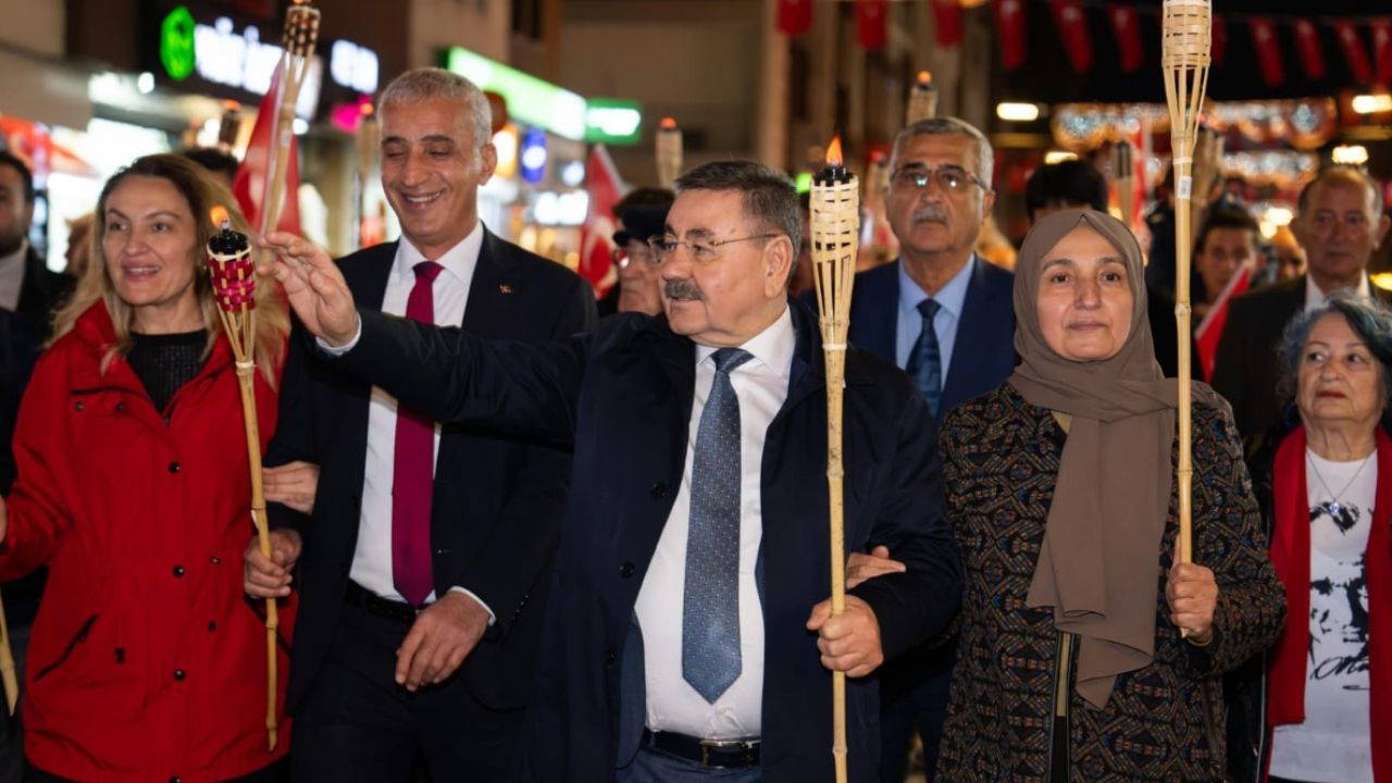 Gölbaşı’nda Cumhuriyet’in 102. yılı coşkuyla kutlandı