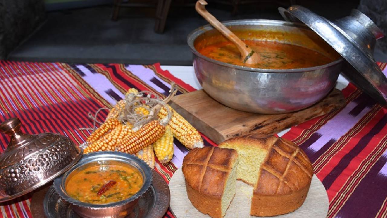 Karadenizlilerin olmazsa olmazı: Gerçek karalahana çorbasının 3 temel sırrı