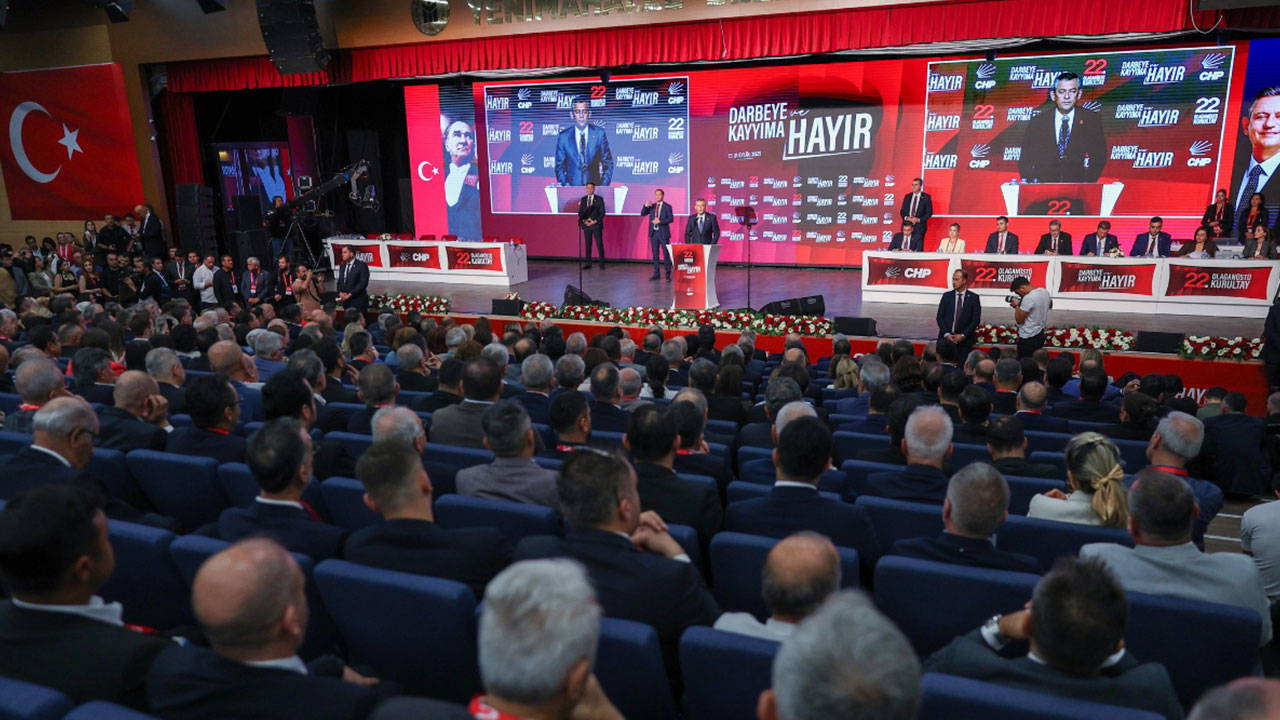 Mahkeme dosyaların birleştirilmesini reddetti: İstanbul'da 'CHP kurultayı' davası kalmadı!