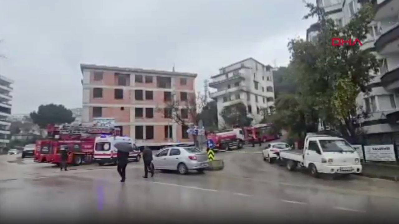 Bursa'da metruk binada çıkan yangın söndürüldü