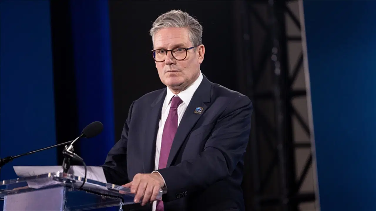 İngiltere Başbakanı Starmer cevapladı: ABD GKRY'deki İngiliz üslerini kullanıyor mu?