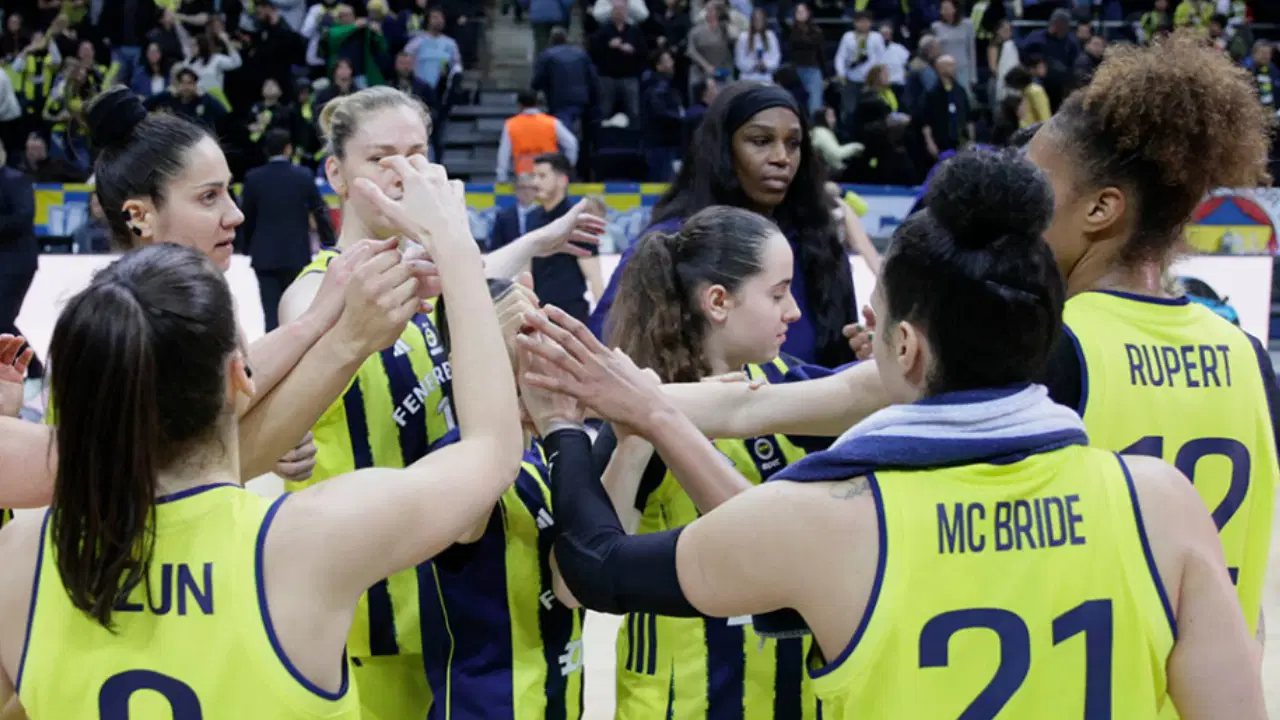 Fenerbahçe Opet EuroLeague'de üst üste altıncı kez Final-Four'da!