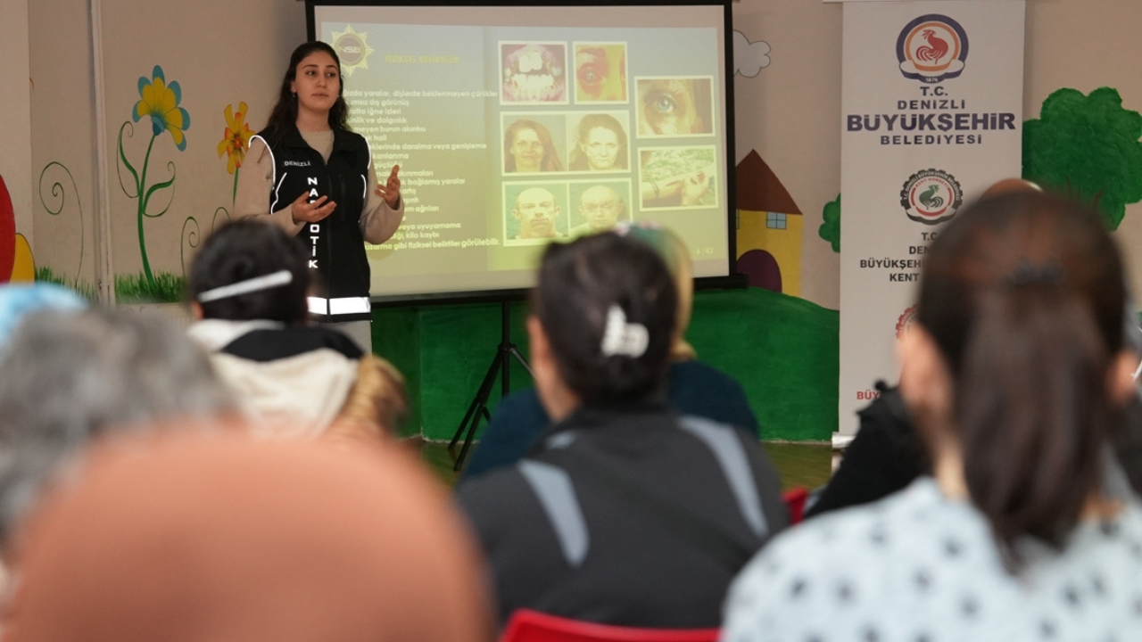 Denizli’de anneler için çifte farkındalık semineri