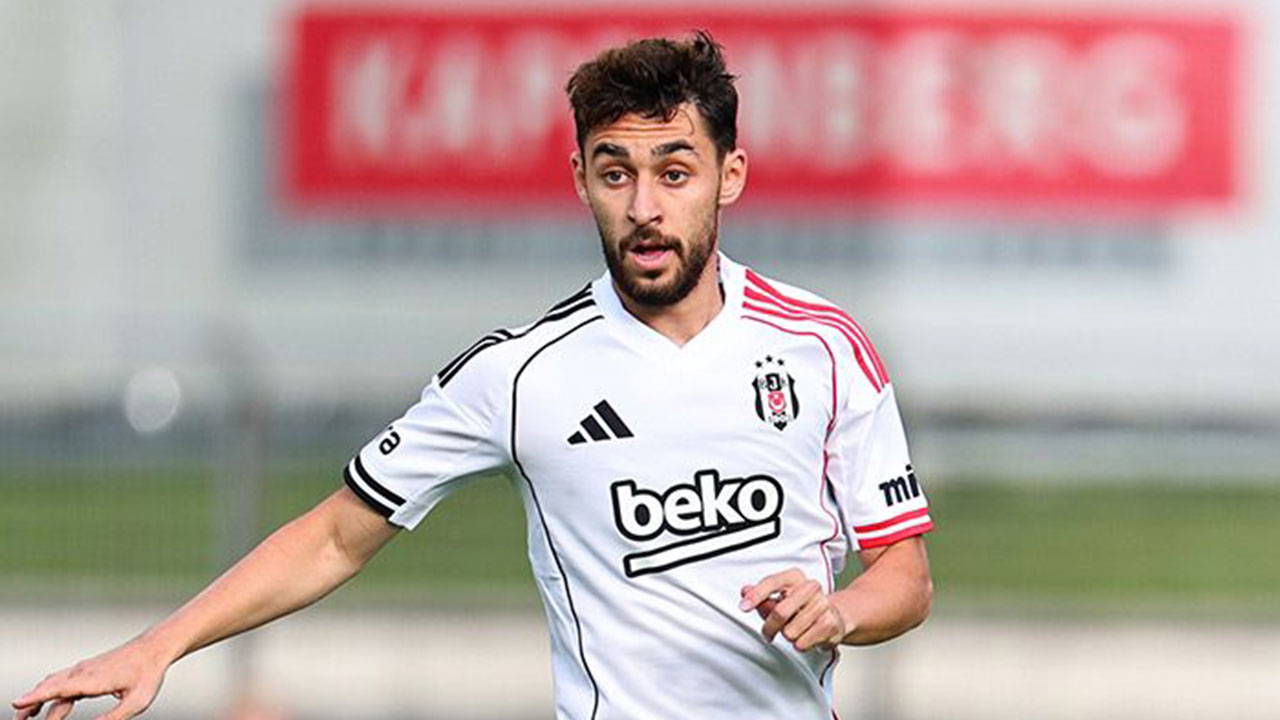 Formayı ayağıyla itmişti: Kartal Kayra Yılmaz'dan özür açıklaması