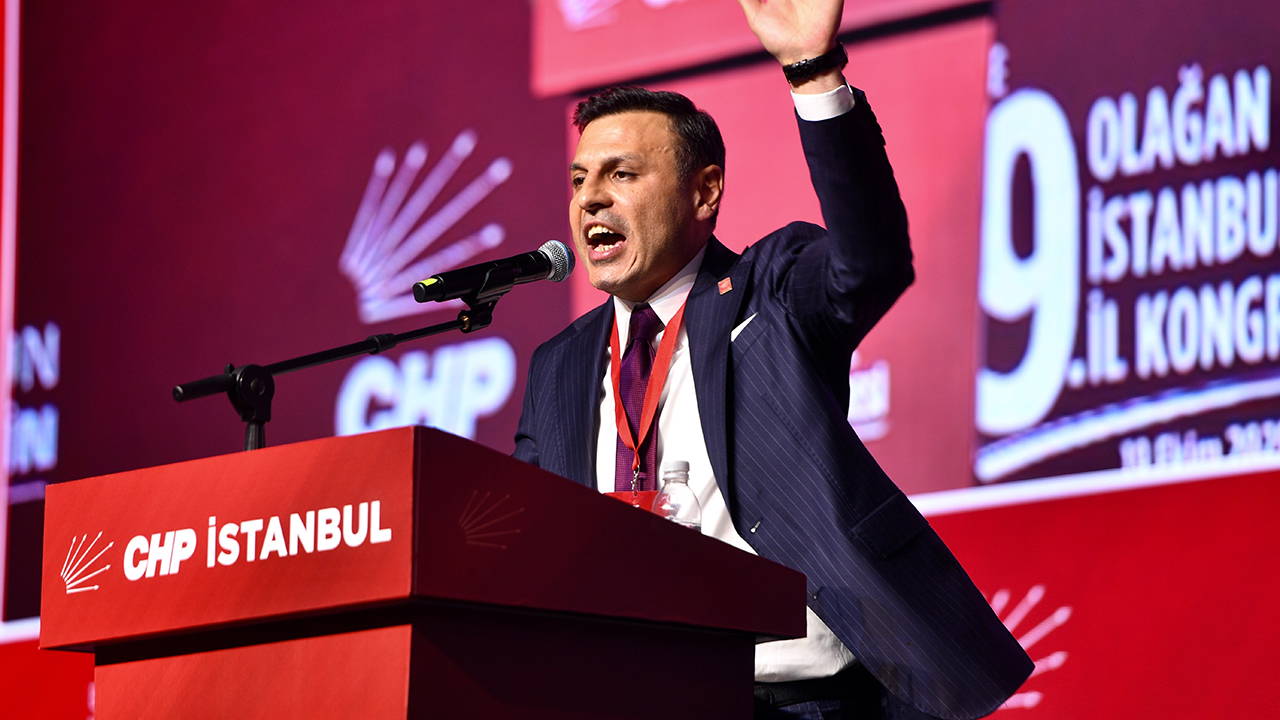 Özgür Çelik'ten 'casusluk' soruşturmasına tepki: 'Tüm kumpaslar çöktü, yenileri de çökmeye mahkumdur!'